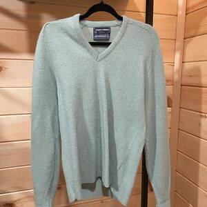 Classic V-Neck Sweater in Mint Green